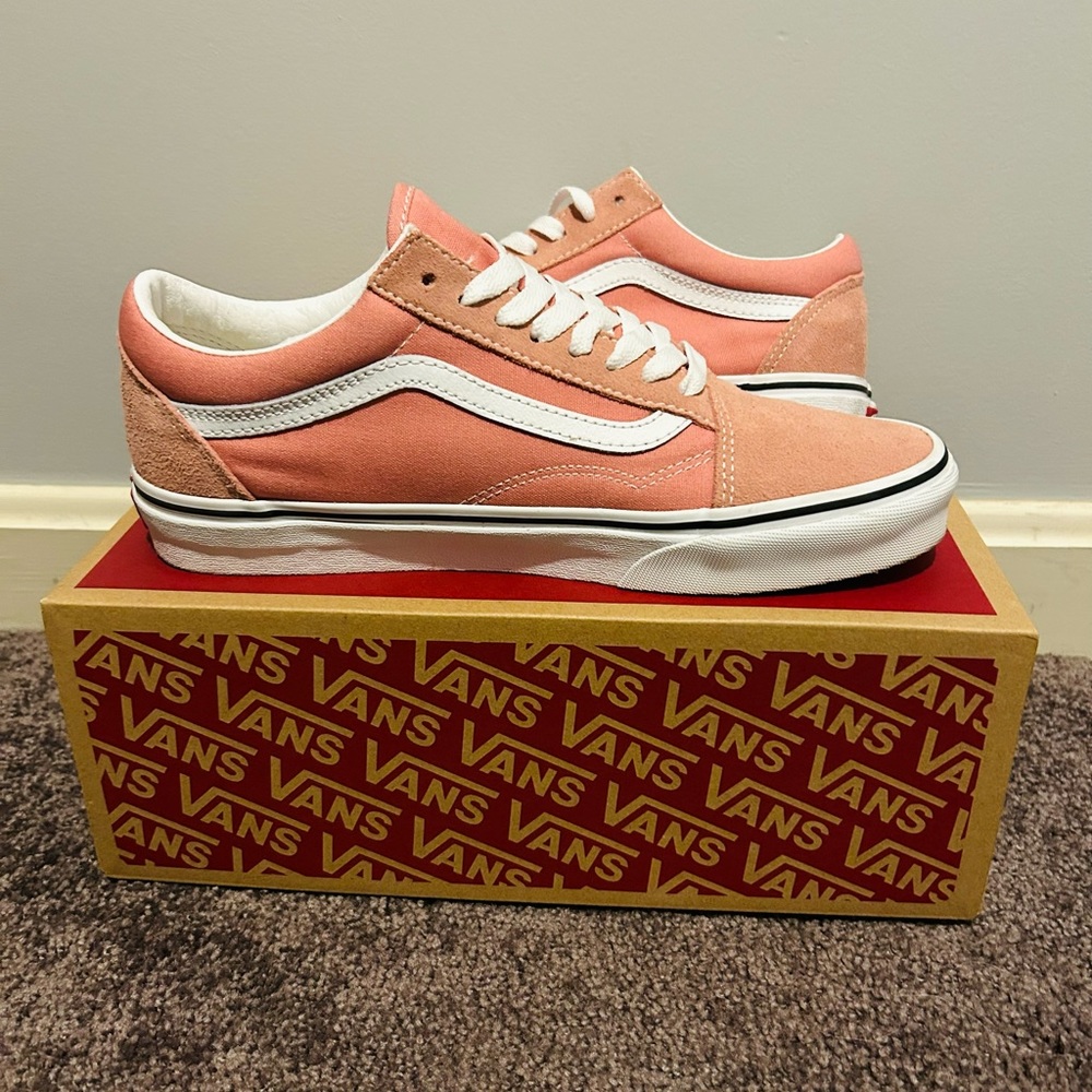 Vans Old Skool NWT